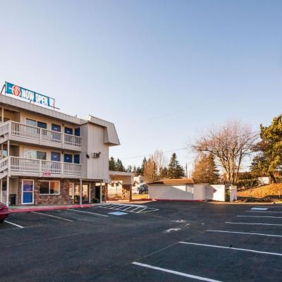 Economy Inn — photo 9