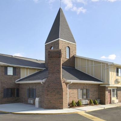 GrandStay Hotel & Suites — photo 17