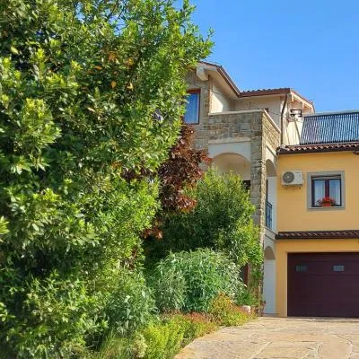 Bitini Farm Apartment โรงแรมในGračišče