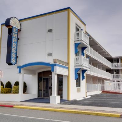 Shangri-La Motel — photo 20