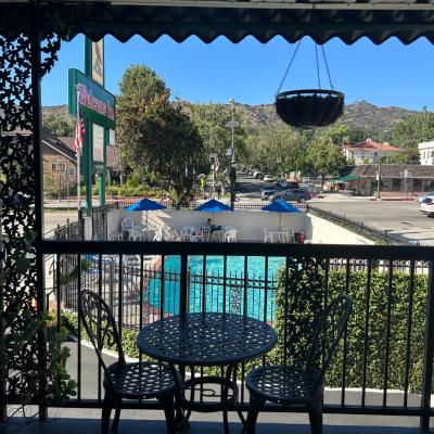 Pine Tree Inn — photo 17