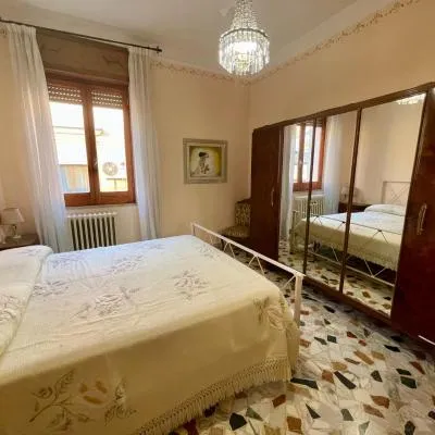 Ottantas Apartment, hotel v mestu Spinazzola