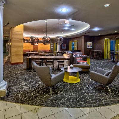 BridgePointe Hotel & Marina — photo 23