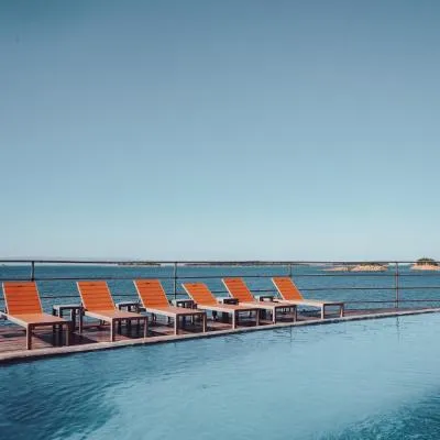 SAVEE BEACH RESORTS、スィアボンガのホテル