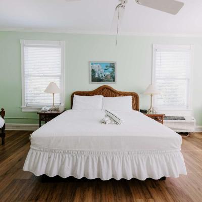 The Porch on Frances Inn - Adults Exclusive — photo 14