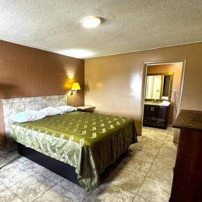 Regency Inn — photo 13