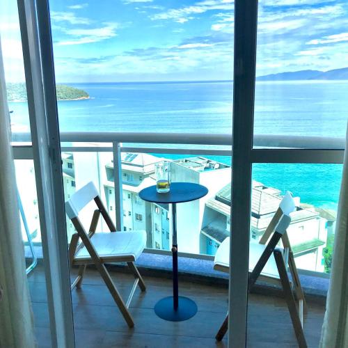 Porto Real Suites - Apto com vista para o mar e lazer de resort em Mangaratiba, RJ - pousada e hospedagem