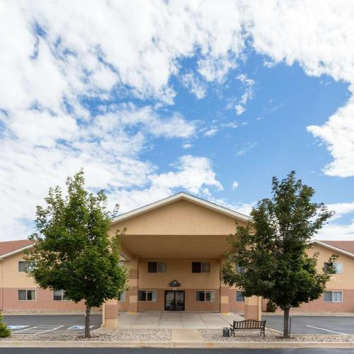 Image of Days Inn by Wyndham Colorado Springs Airport