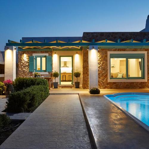 Image of Almyriki Beach Villa
