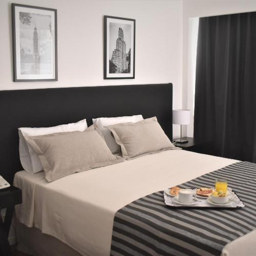 Grand King Hotel