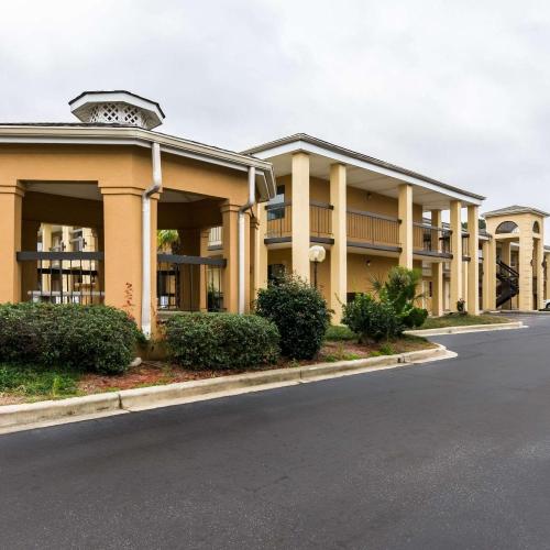 Image of Suburban Studios Florence I-95