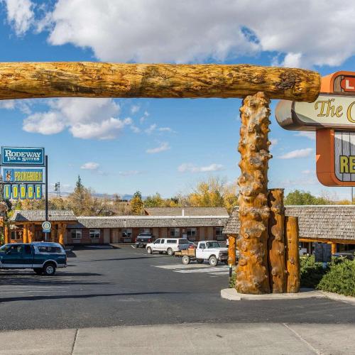 Image of Rodeway Inn & Suites Pronghorn Lodge Lander