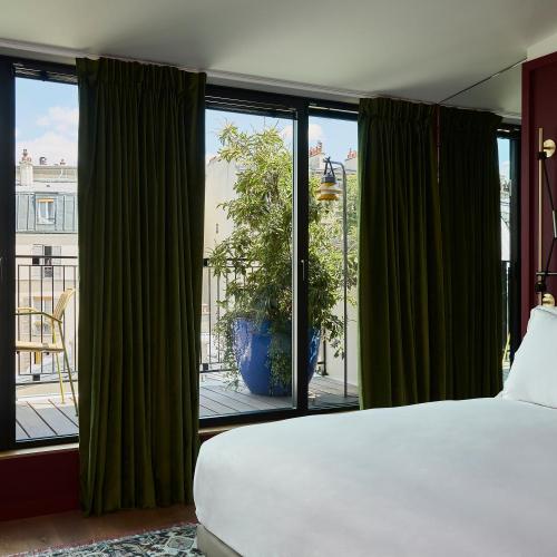 Photo de Hôtel Le Ballu à Paris