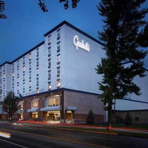 Image of Graduate by Hilton State College