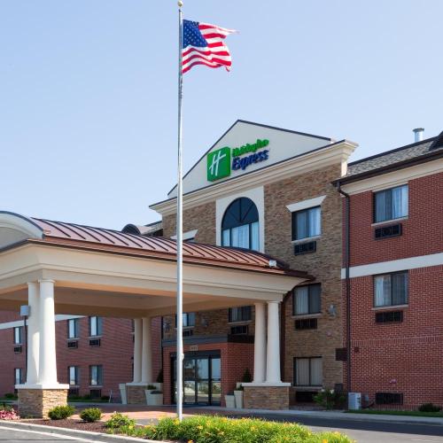 Image of Holiday Inn Express Sheboygan-Kohler / I-43 by IHG