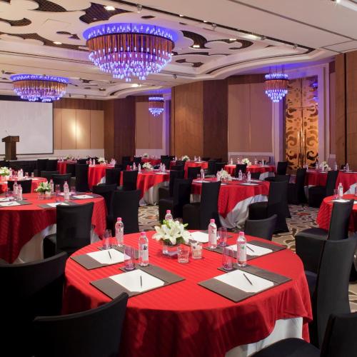 Crowne Plaza New Delhi Okhla by IHG