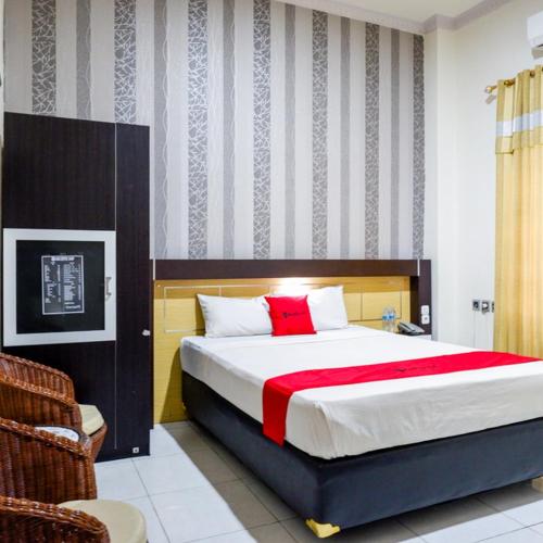 Image of RedDoorz @ Hotel Bumi Palupy