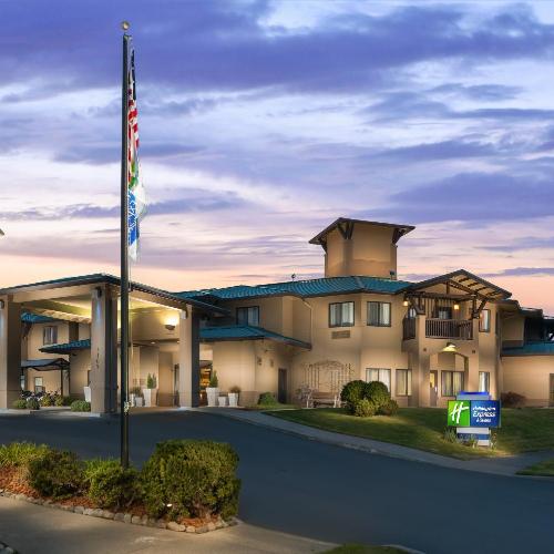 Image of Holiday Inn Express Hotel & Suites Arcata/Eureka-Airport Area by