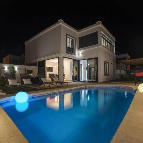 Villa Flamboyan