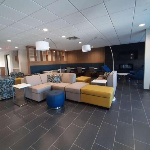 Image of Microtel Inn & Suites by Wyndham Loveland