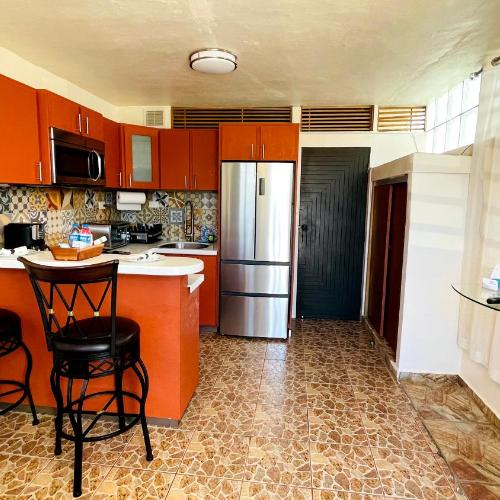 Image of Cozy Studio Retreat with Private Parking and FREE Laundry