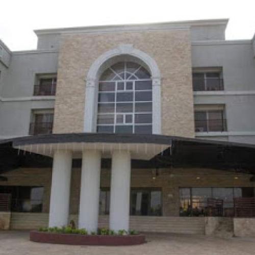 Image of Full Moon Hotel - Premiere