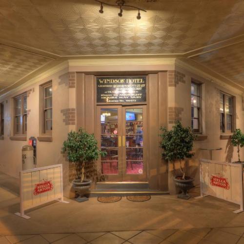 Image of Windsor Hotel Miles