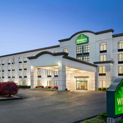 Image of Wingate by Wyndham Bridgeport Clarksburg