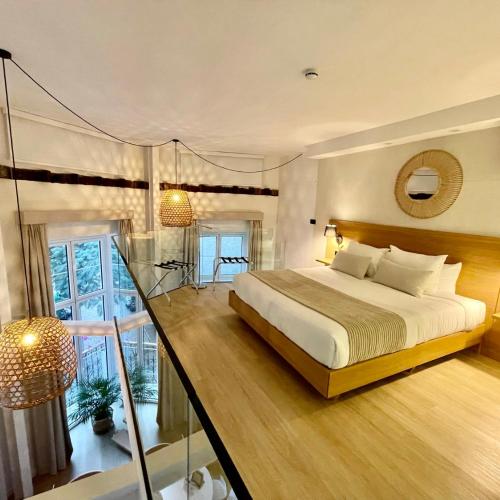 Hotel Emblemático Hi Suites