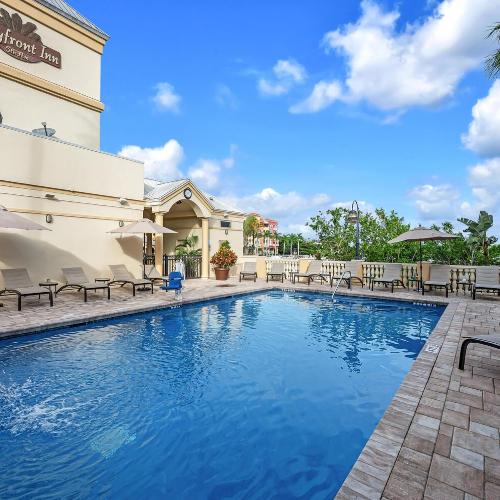 Image of Bayfront Inn 5th Avenue