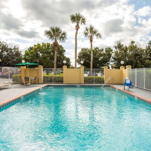 La Quinta by Wyndham Melbourne Viera