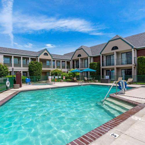 Image of Best Western Pony Soldier