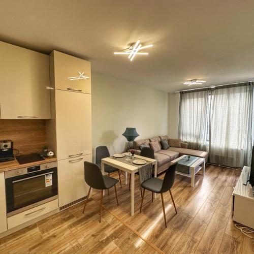 Image of Cloud 9 Apartment by LMG