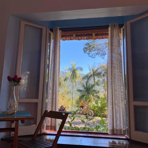 Chalé Gaia - Hospedagem Itatiaia em Engenheiro Passos, RJ - pousada e hospedagem