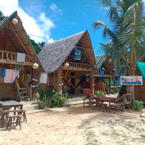 Image of Titaays Surfers Inn