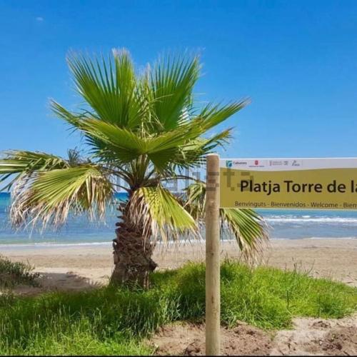 Apartamento en primera línea de playa con vistas