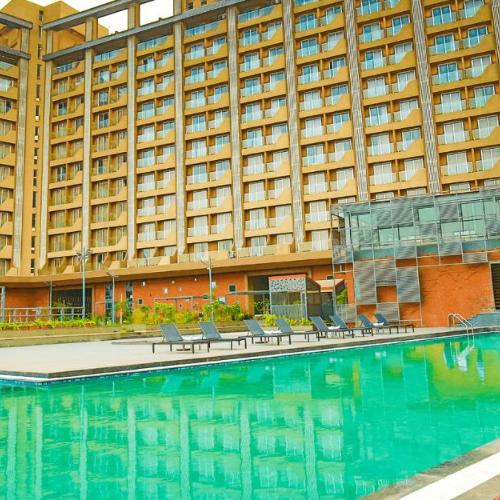 Image of WEEKEND ADDRESS by Guest Pals