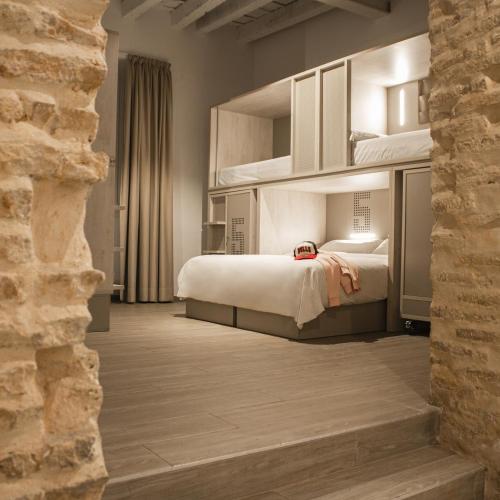 Room Salvador