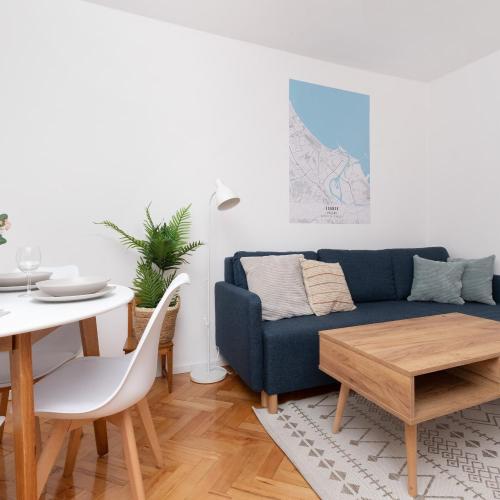 Cosy Apartment for 5 Guests Gdańsk Wrzeszcz by Noclegi Renters
