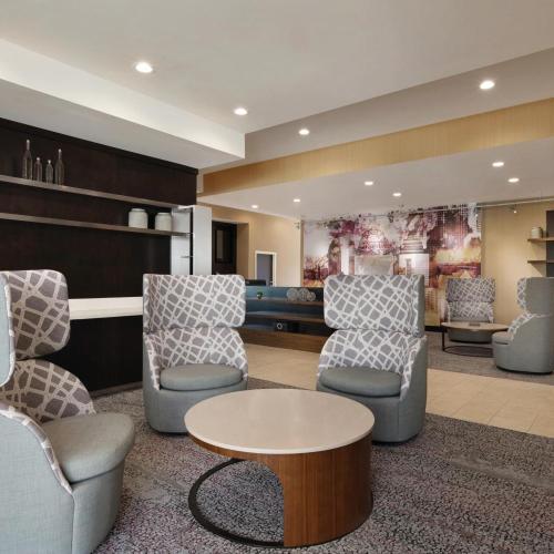 Image of Courtyard Charlotte Airport North