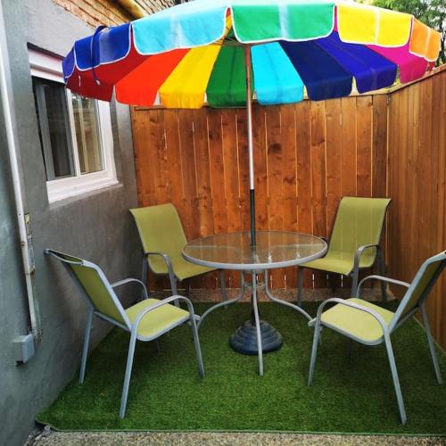 Image of Patio priv�, h�bergement �quip� et spacieux.