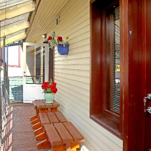 Image of Elupuu Apartments