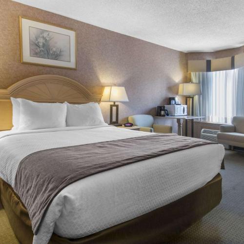 Image of Flamingo Hotel