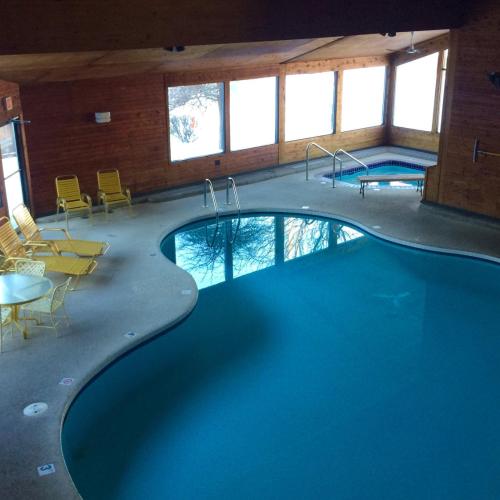 Image of Cedar Motor Inn