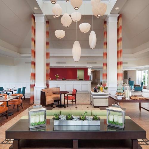 Image of Hilton Garden Inn Montreal Airport