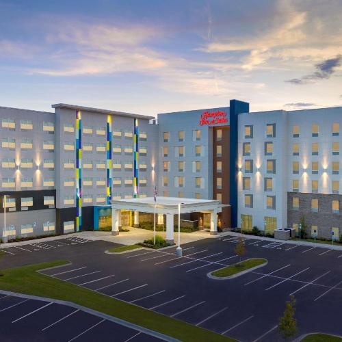 Image of Tru By Hilton Charlotte Airport Lake Pointe