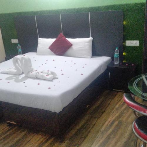 Image of The Palm Tree -Family Stay