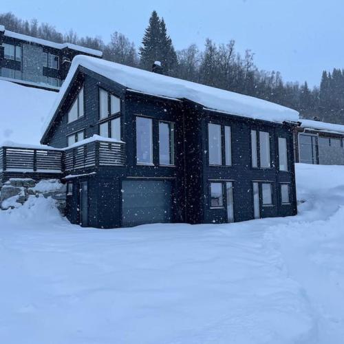 Image of Hodlekvevegen 308 - Flott hytte midt i skisenteret