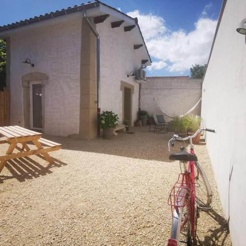 Image of Le Petit Saugnieu