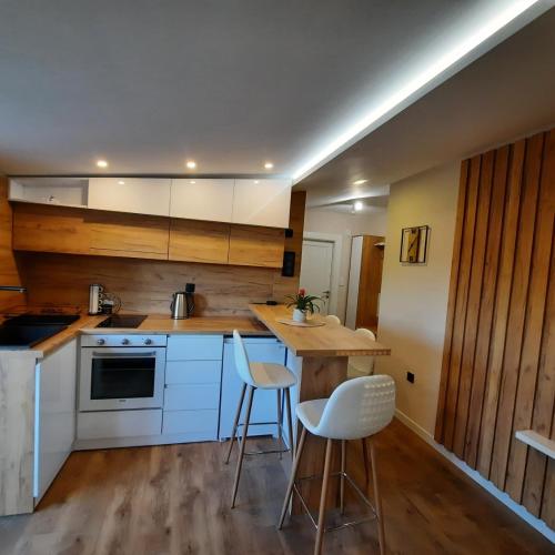 Image of Dream Home, free garage